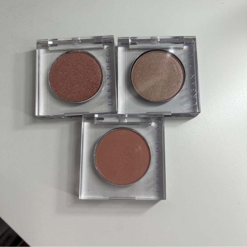 Bundle Set of 3 Urban Decay Single Eyeshadows Bad Seed Sin Introvert
